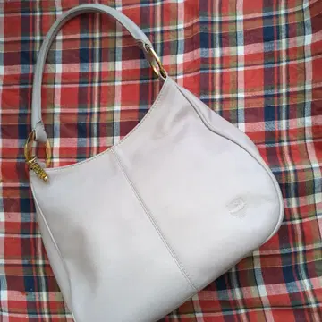 MCM 라이트 그레이 핸드백