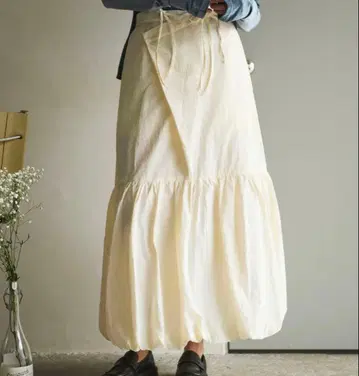 loin nuit 로완뉴이 리본 벌룬 스커트