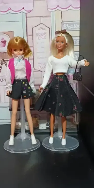 제니와 바비의 여동생