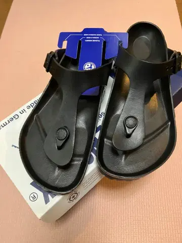 BIRKENSTOCK 블랙 샌들 사이즈 38