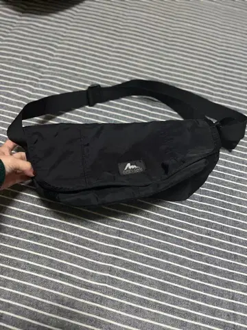 구택 그레고리 숄더백