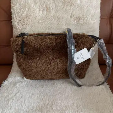 TOPKAPI 숄더백 퍼 x 가죽 새상품 택 포함 정가 11,000엔