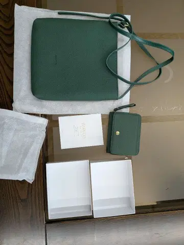 그린 가죽 숄더백