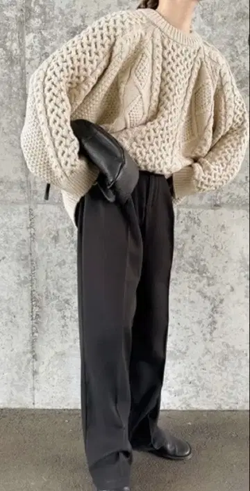 select MOCA by son 빈티지 라이크 케이블 니트 아이보리