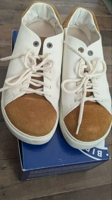 BIRKENSTOCK 스니커즈 화이트/브라운 38