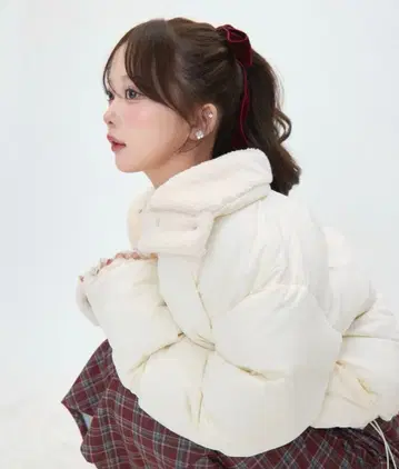 TITTY&CO. 보아 라이닝 다운 아이보리