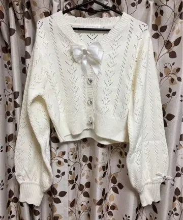 DearMyLove 리본 포함 화이트 가디건 하트 버튼 레이스 니트