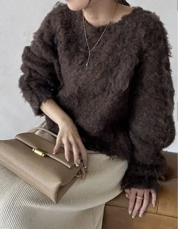 제본 숏 기장 샤기 니트 풀오버 긴팔 니트 택 포함