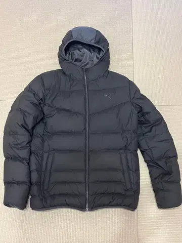 Puma 블랙 다운 자켓 후드 부착