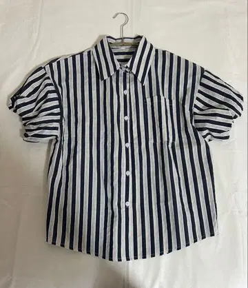 MaiA 스트라이프 반팔 셔츠 네이비 화이트