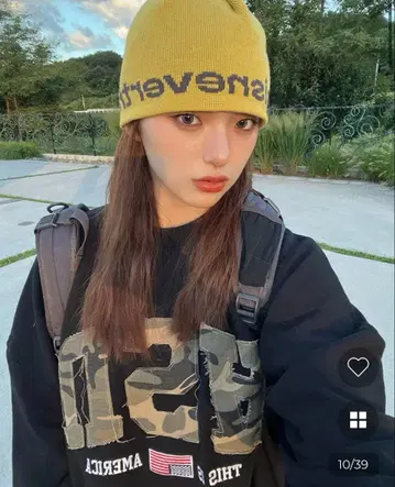 nugu USA 카모플라쥬 맨투맨