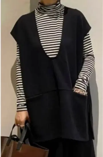 비어즐리 V넥 베스트