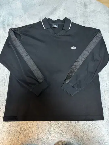 새상품급 BY 별주 umbro 엄브로 M 라인 게임 셔츠 피케 셔츠