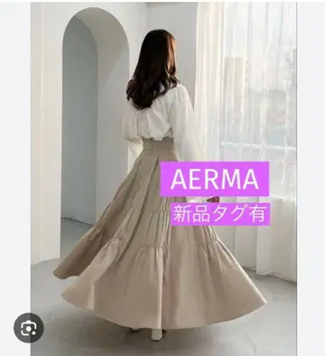 [ AERMA 택 포함 새상품 ] 플레어 스커트 아이보리