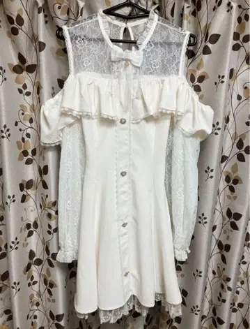 레이스 x 리본 오프숄더 원피스 화이트 히메 스타일 양산형 지뢰계