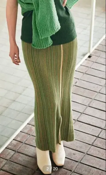 언그리드 인기 매진 니트 자카드 스트라이프 롱 스커트 타이트 슬릿