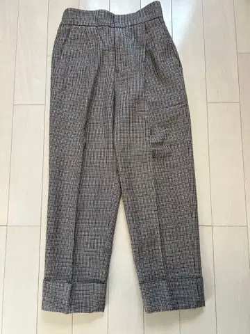 1er 프리미어 아롱디스망 울 센터 프레스 팬츠