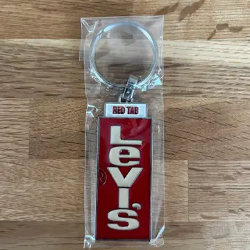 [ 미개봉 ] 리바이스 키링 레드탭 실버탭