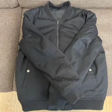 블랙 MA-1 플라이트 자켓 충전솜