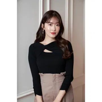 Herlipto Twist Cutout Knit Pullover