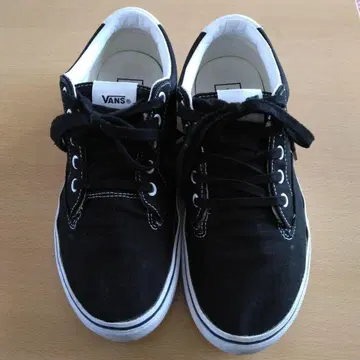 VANS 블랙 스니커즈