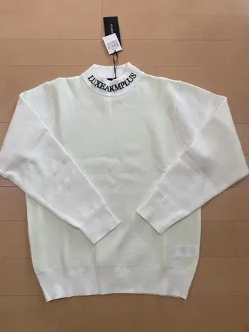 골프웨어 럭스 에이케이엠 플러스 스웨터 L