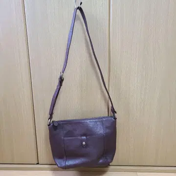 다이애나 퍼플 가죽 숄더백