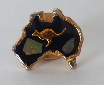 호주산 오팔 포함 캥거루 디자인 브로치 (빈티지 제품)