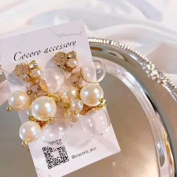 클리어 x 광택 펄 비즈 귀걸이