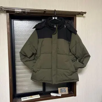 후드 부착 올리브 그린 다운 자켓