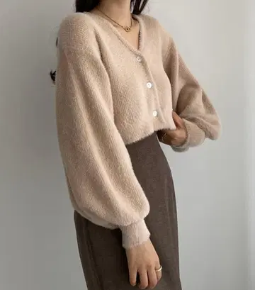 베이지 V넥 버튼 가디건 볼레로 숏 기장 상의 니트