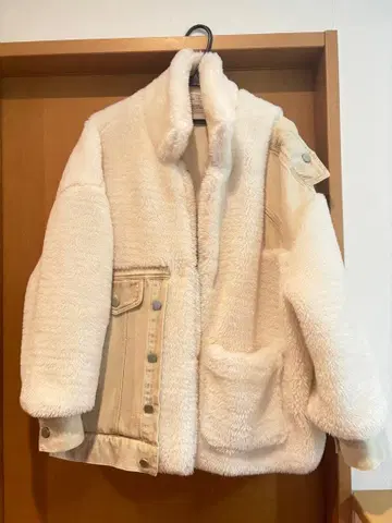 보아 자켓 프리 사이즈 크림색