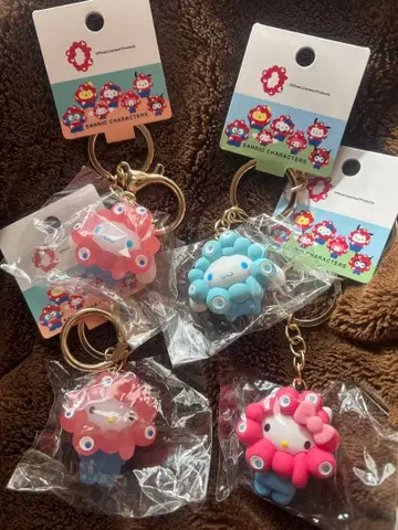 만박 산리오 미야쿠미야쿠 입체 마스코트 키링 4개 세트