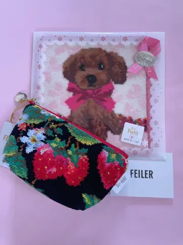 페이 라 스트로베리 필드 파우치 아른조 핸드커치 푸들