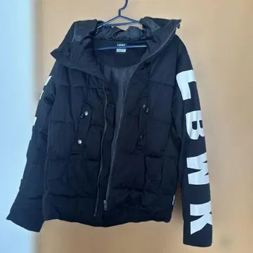LBWK 후드 부착 블랙 다운 자켓 M