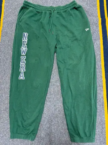 [ NEWERA ] 그린 스웨트 팬츠