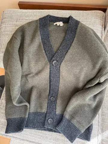 MARGARET HOWELL 가디건