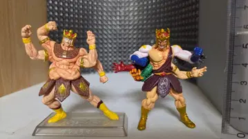 아슈라맨 액션 피규어 2체 세트