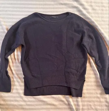 MACPHEE 네이비 긴팔 스웨터