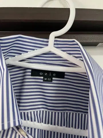 ozie 스트라이프 긴팔 와이셔츠 M-82