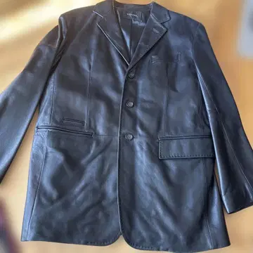 VERSARE 블랙 가죽 자켓