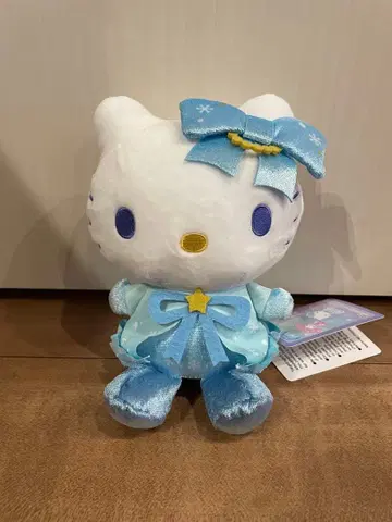 산리오 캐릭터즈 스노우 레인보우 인형 봉제 인형 헬로키티