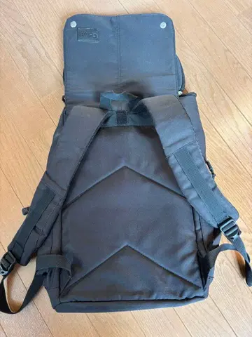 블랙 백팩 중형