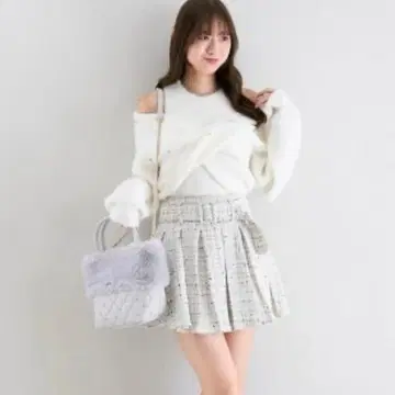 마제스티클레곤 벨트 부착 플리츠 미니 치마바지