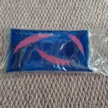 영화 [화식조를 먹는] 카라비너 포함 클리어 파우치