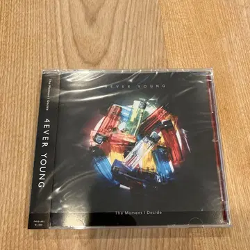 4EVER YOUNG - The Moment I Decide