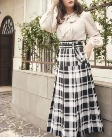 Pleated Checkered Twill Long Skirt