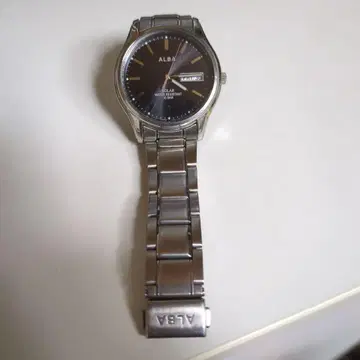 세이코 ALBA V158-0AX0 솔라 블루 다이얼 남성용 손목시계