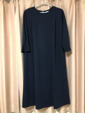DRESKIP 플리츠 백 원피스 네이비 M 사이즈