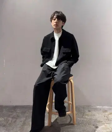 완판템 UNIQLO U 라무 니트 자켓 블랙 XL 2024AW